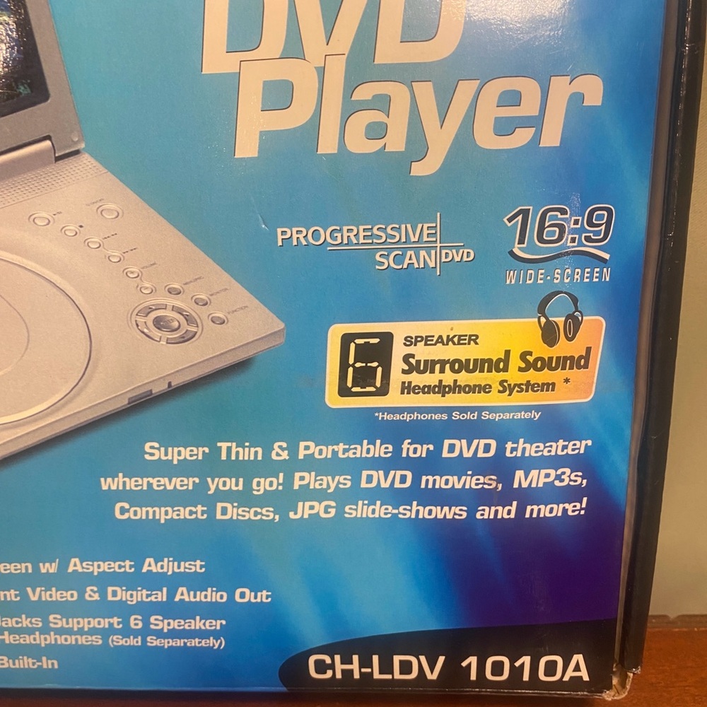 Cyberhome Portable DVD Player CH-LVD1010A All Complete MP3s 10’LCD screen New - Picture 11 of 15